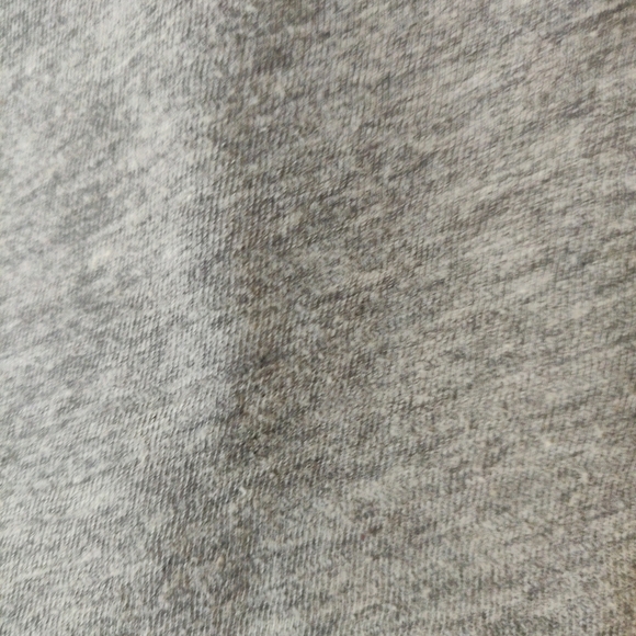 🎉3/$15🎉 Grey Tommy Hilfiger Logo T-Shirt - Picture 5 of 5
